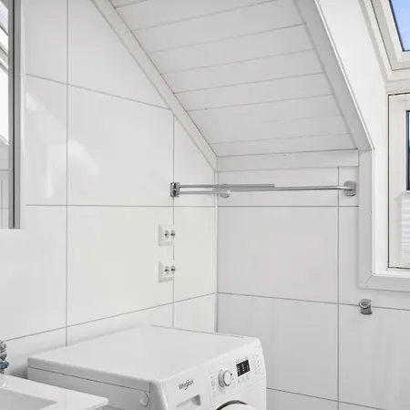 アパート Sjarmerende Rorbu I Lofoten *